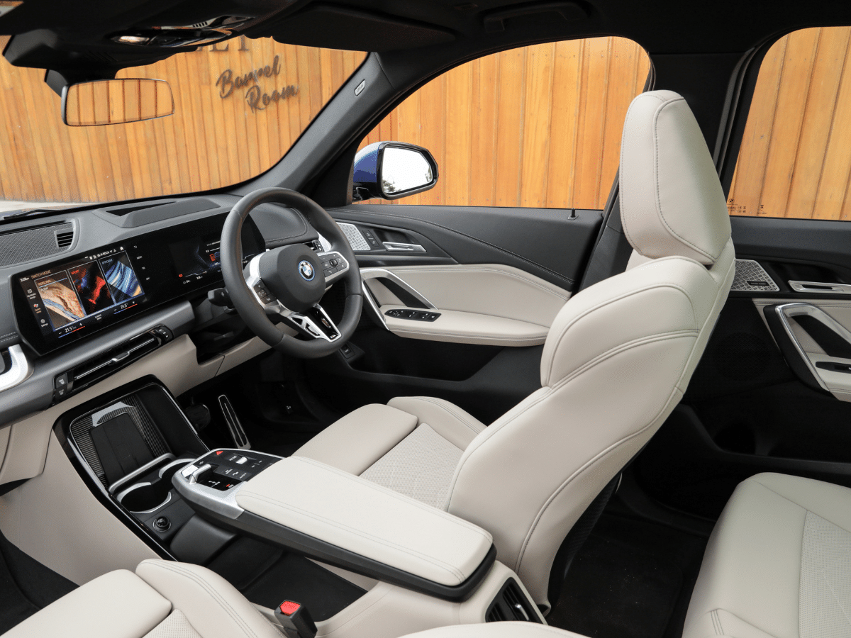 BMW iX1 Cockpit