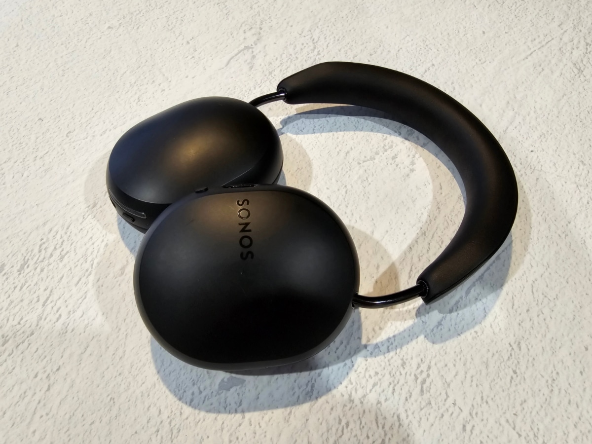 Sonos ace headphones 1