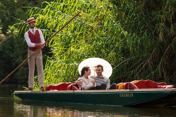 Punting on the Lake