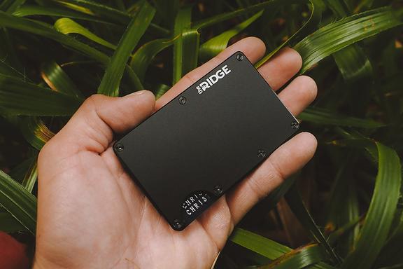 Ridge wallet in a palm