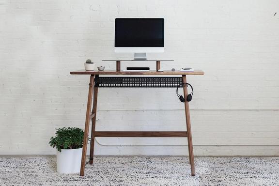 Best standing desks feature