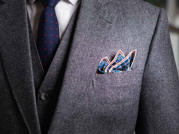 3 point crown style pocket square