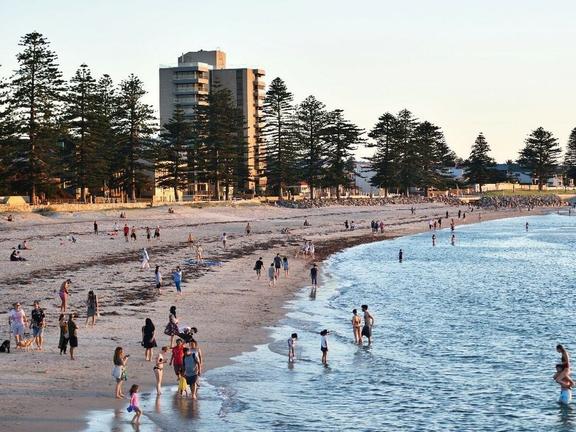 Best adelaide beaches glenelg beach