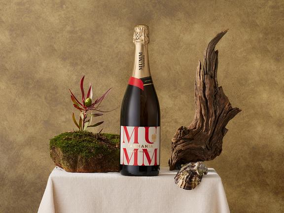 Mumm tassie