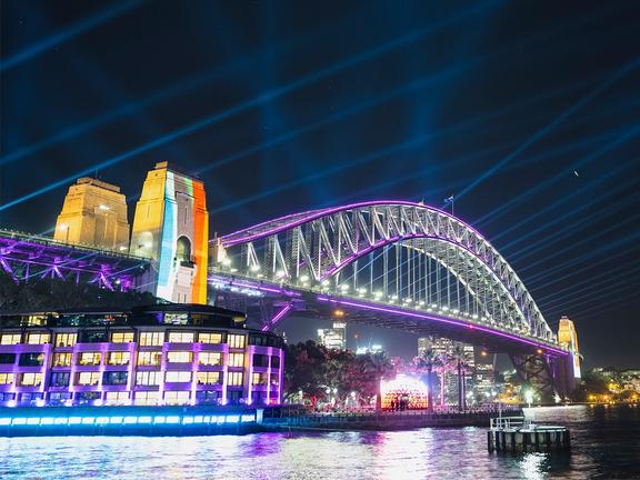 Vivid sydney lights 2023 on the harbour bridge feature