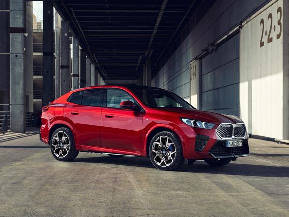 2024 bmw x2 feature