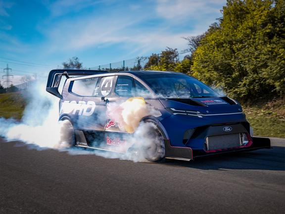 Ford supervan 4 2 front on doing burnout