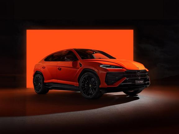 Lamborghini urus se phev 11