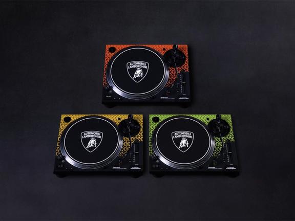 Lamborghini x Technics Sl-1200M7B Turntable | Image: Technics