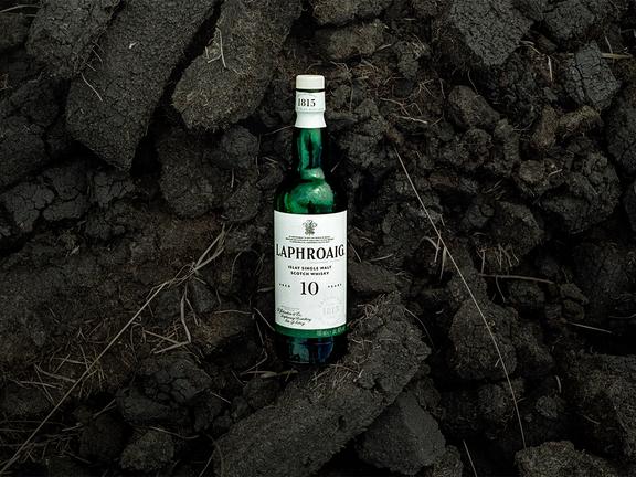 Laphroaig 10-Year-Old single malt Scotch whisky | Image: Man of Many