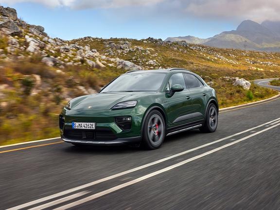 Porsche macan 4s new